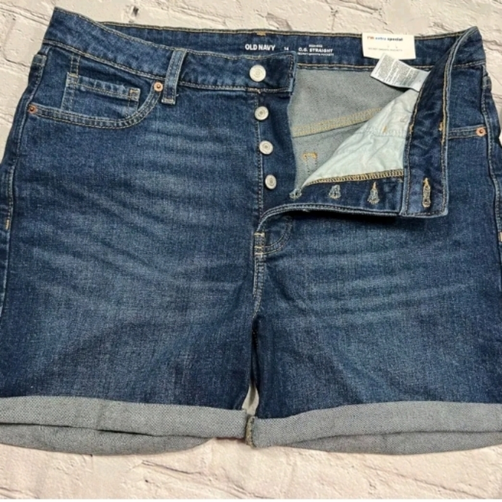 Old Navy women's denim shorts size 14
